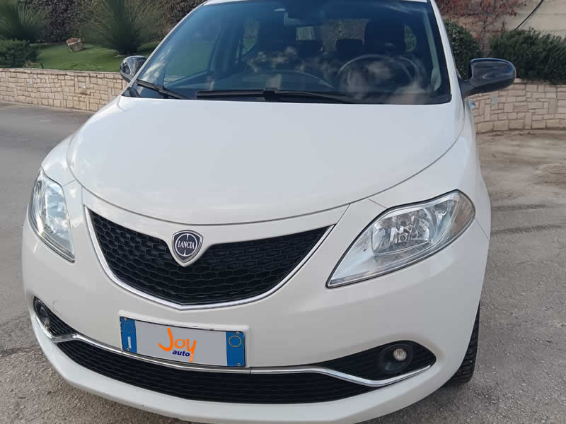 In vendita: Lancia Ypsilon